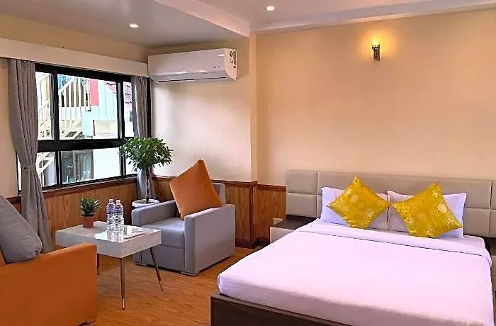 Mandala Hotel *